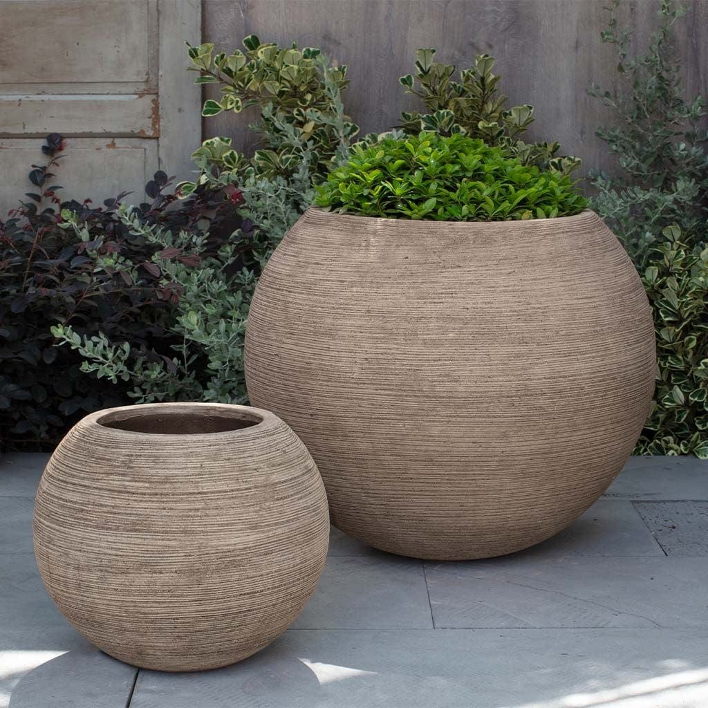 Allium Terra Cotta Planter Set of 2 in Brown Terra Cotta Finish