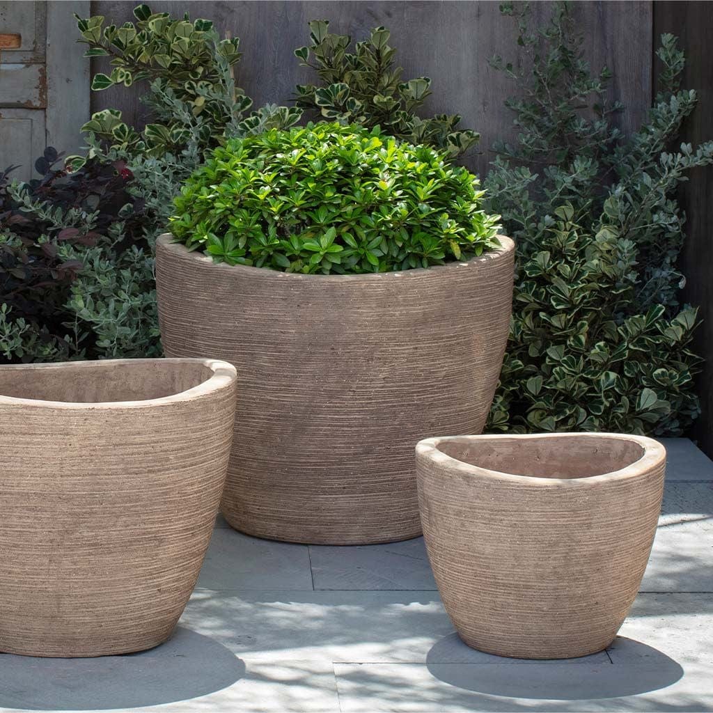 Belize Terra Cotta Planter Set of 3 in Brown Terra Cotta Finish