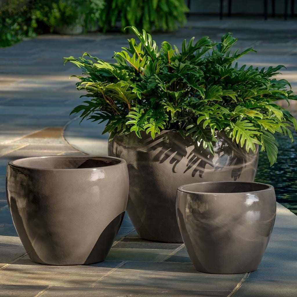 Cabachon Glazed Planter Set of 3 in Fog finish