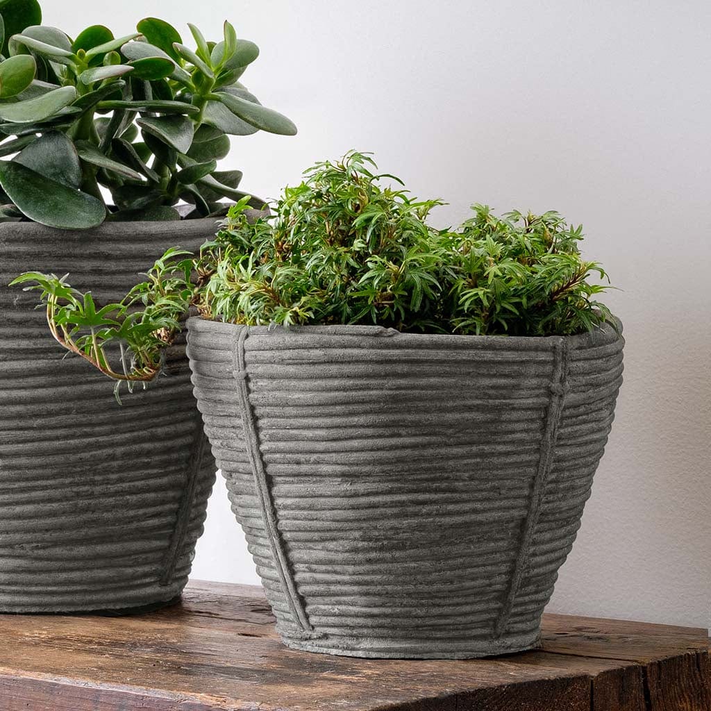 Reed Lightweight Cast Stone Concrete Planter in Grey