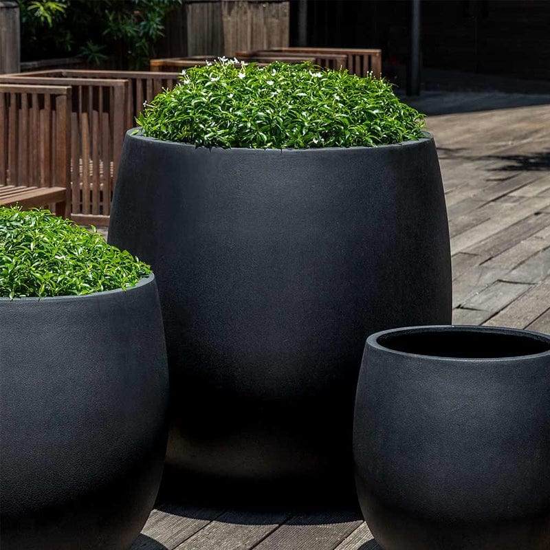 Guilford Planter Lite® in Onyx Black Lite - Outdoor Art Pros